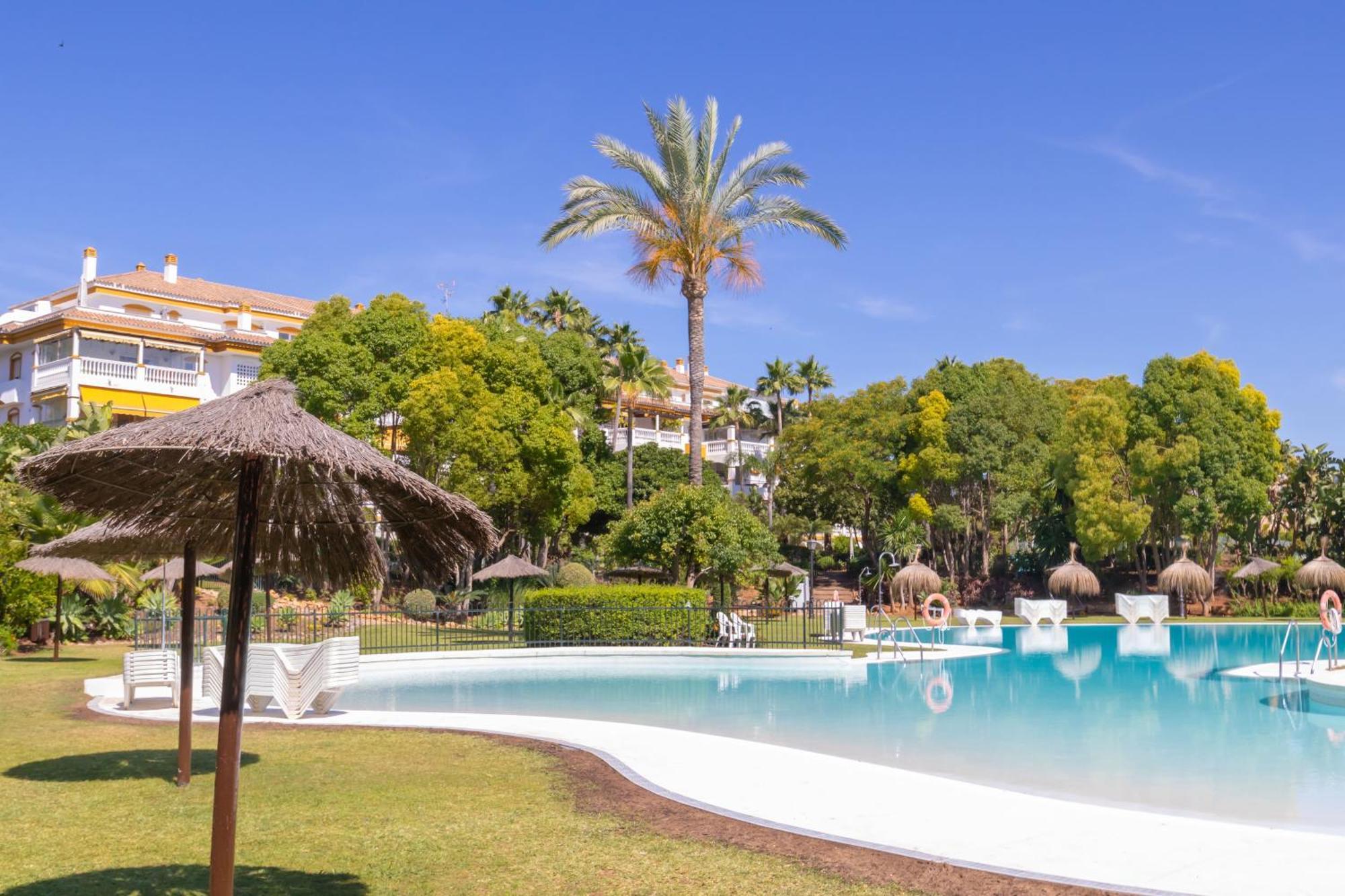 Apartamento Dama De Noche L - Puerto Banus Marbella Exteriör bild