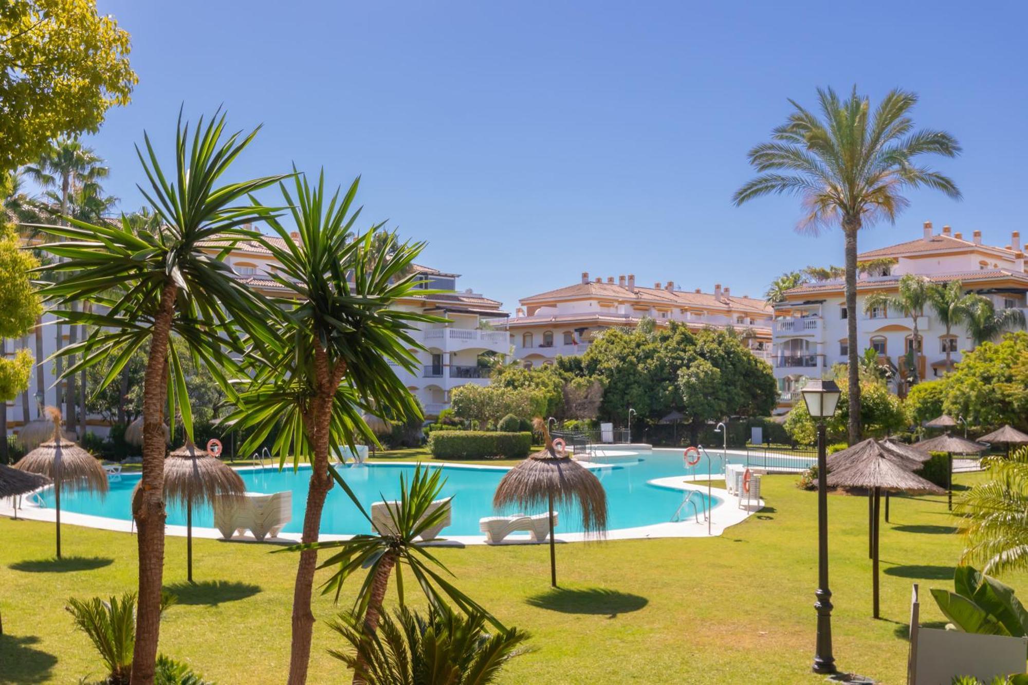 Apartamento Dama De Noche L - Puerto Banus Marbella Exteriör bild